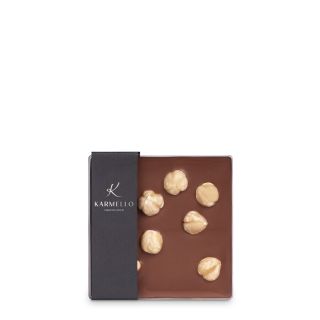 Schokolade mit Haselnüssen