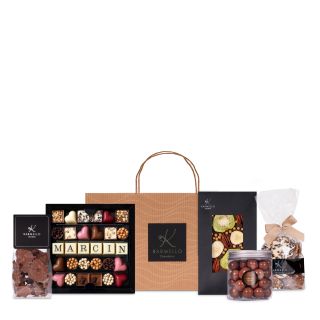 Tüte Süßigkeiten zum Jungentag